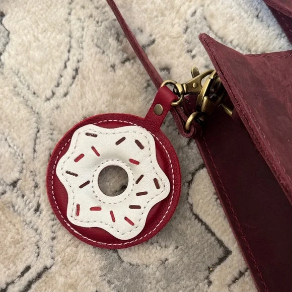 Portland Leather Burgundy Tote Bag - Picture 3 of 5